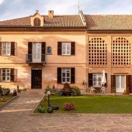 Apart-Agriturismo "La Colomba" Nizza Monferrato Εξωτερικό φωτογραφία
