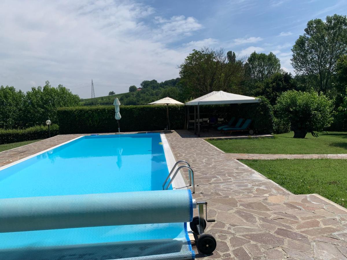 Apart-Agriturismo "La Colomba" Nizza Monferrato Εξωτερικό φωτογραφία