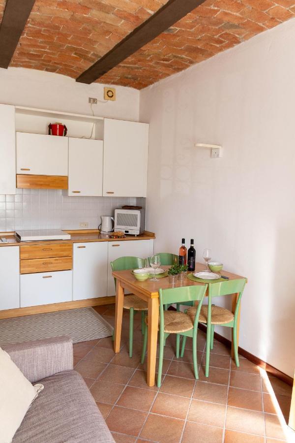 Apart-Agriturismo "La Colomba" Nizza Monferrato Εξωτερικό φωτογραφία
